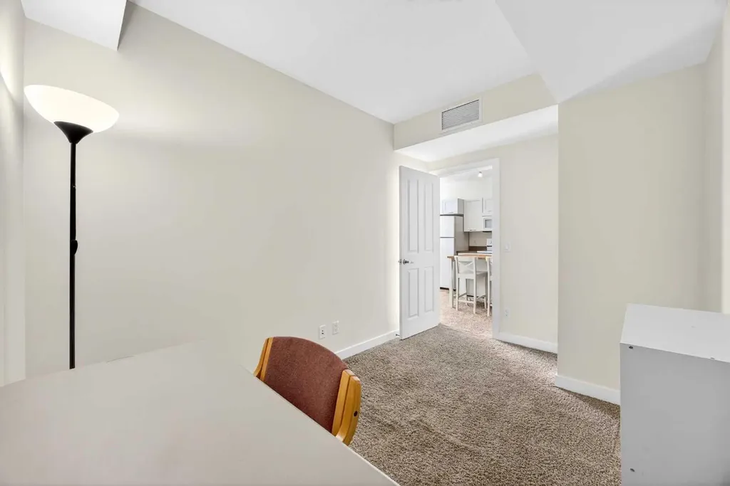 3830 Brentwood Road NW Calgary AB T2L 2J9