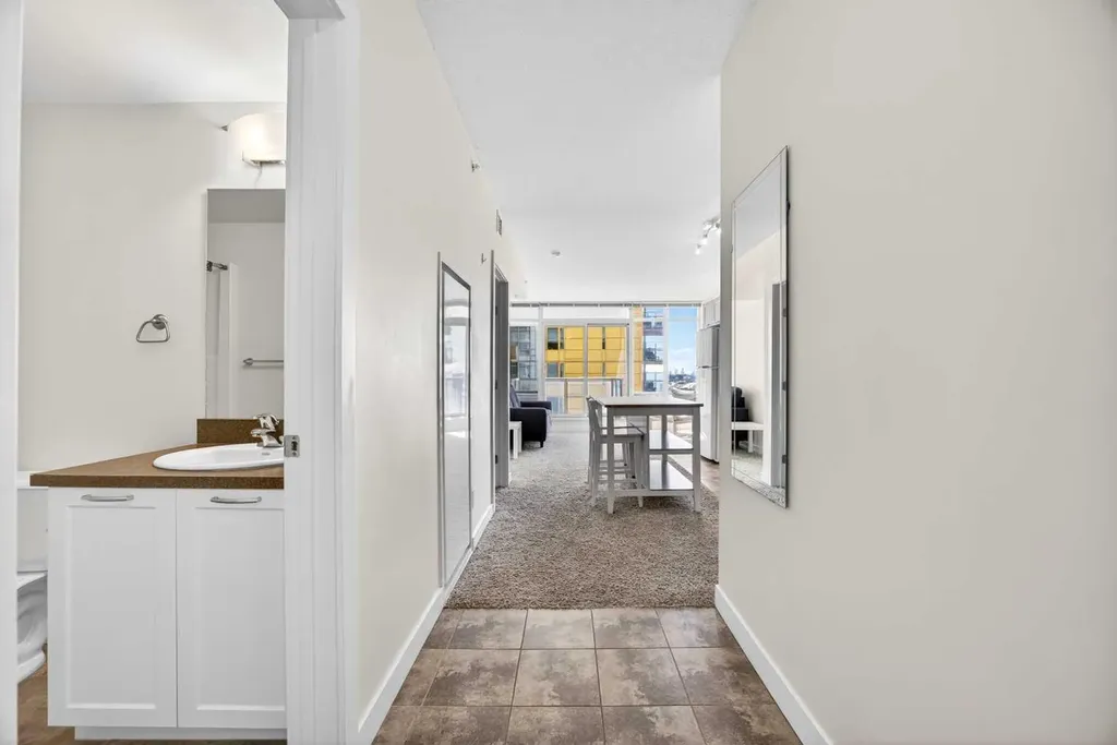 3830 Brentwood Road NW Calgary AB T2L 2J9