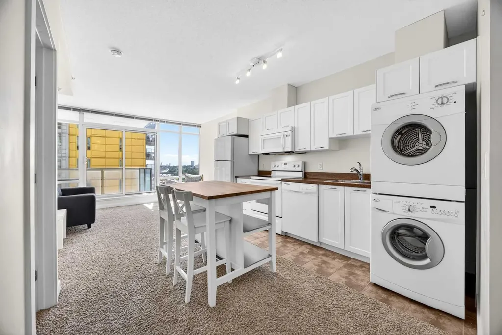 3830 Brentwood Road NW Calgary AB T2L 2J9