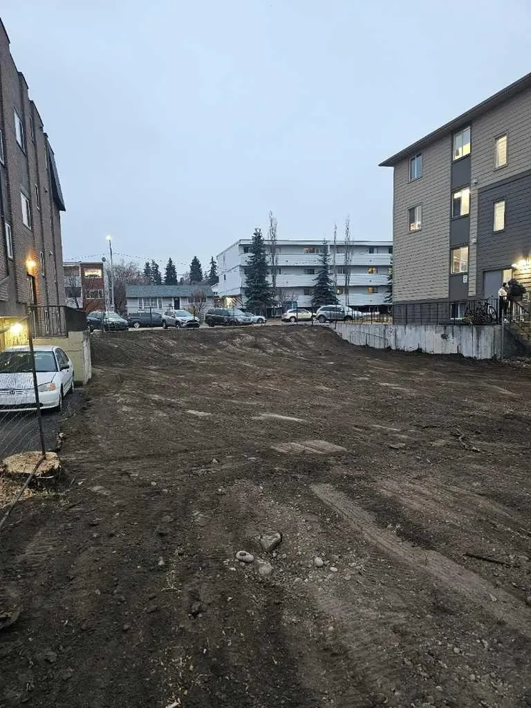 1910 11 Avenue SW Calgary AB T3C 0N8