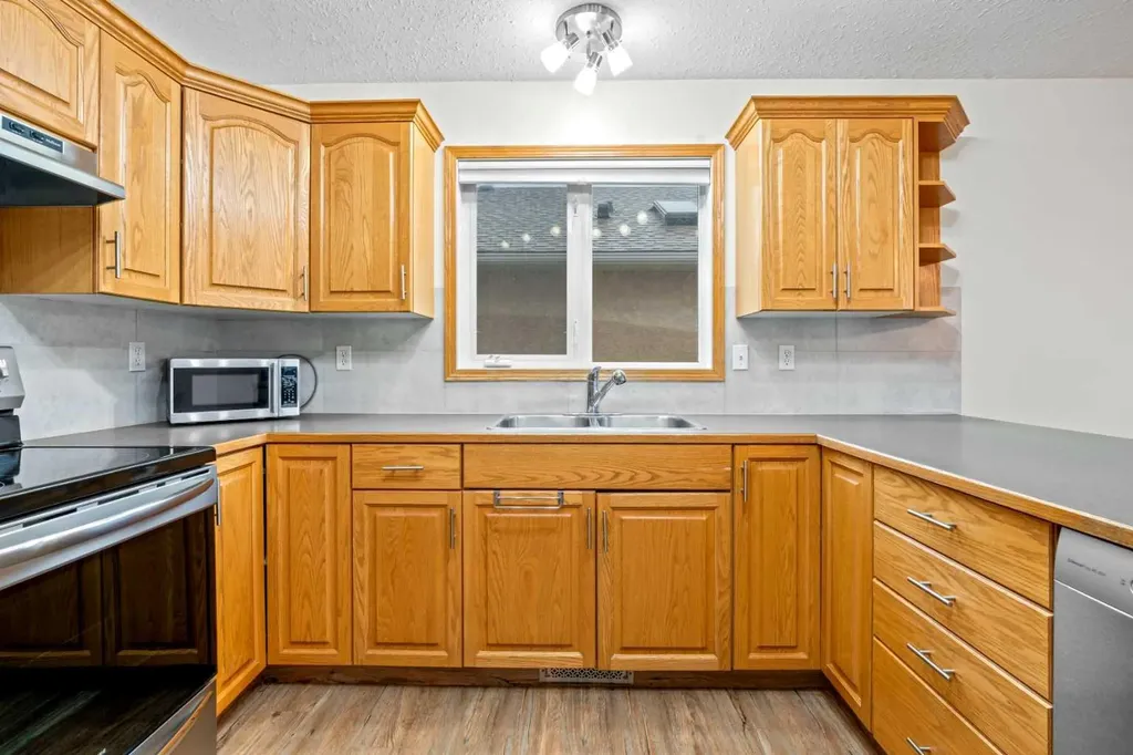 20 Westpoint Drive Didsbury AB T0M 0W0