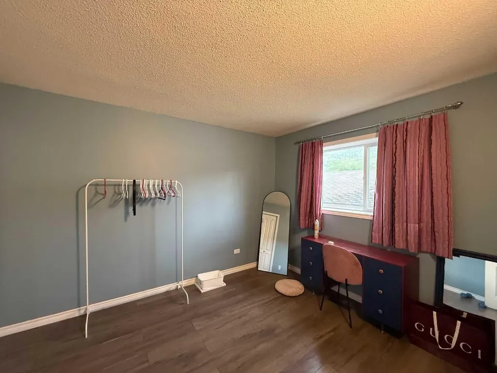 9913 72 Avenue Peace River AB T8S 1B1