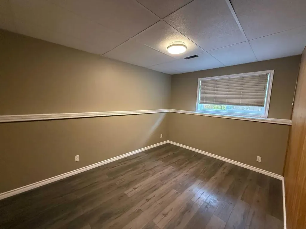 9913 72 Avenue Peace River AB T8S 1B1