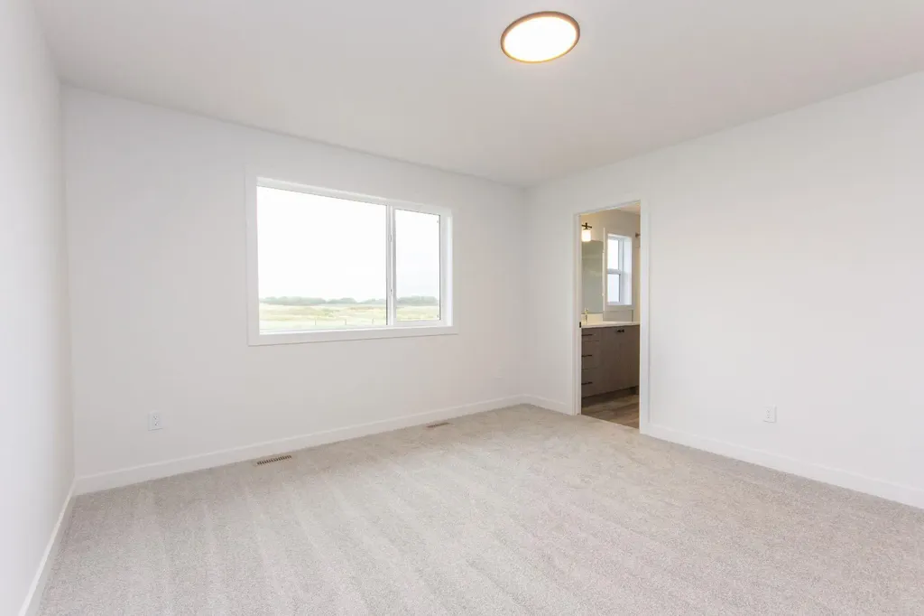57 Lincoln Street Sylvan Lake AB T4S 0V4