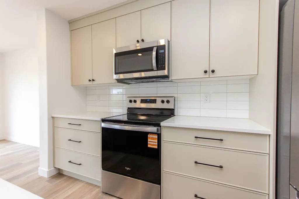 57 Lincoln Street Sylvan Lake AB T4S 0V4