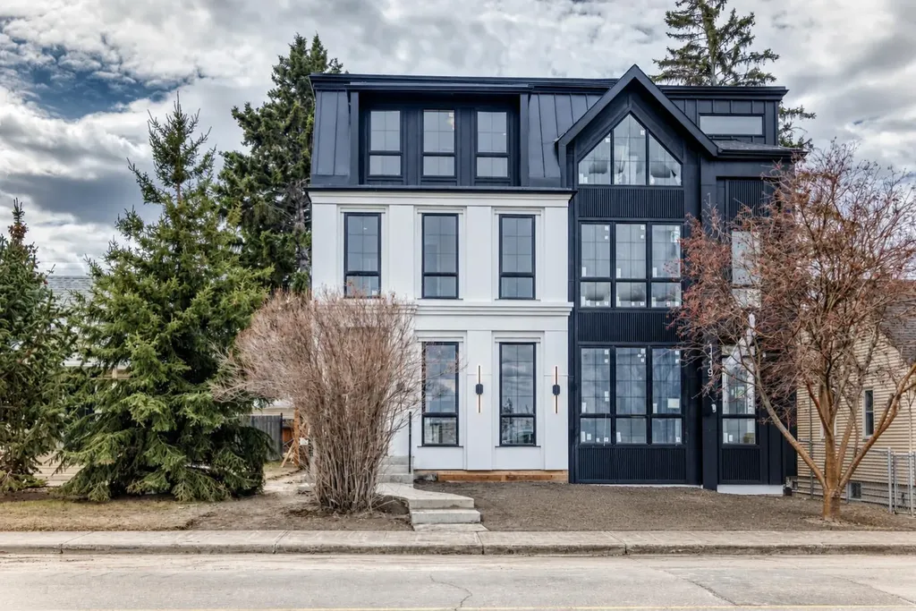 1119 Regal Crescent NE Calgary AB T2E 5H2