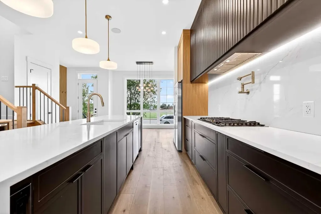 1119 Regal Crescent NE Calgary AB T2E 5H2