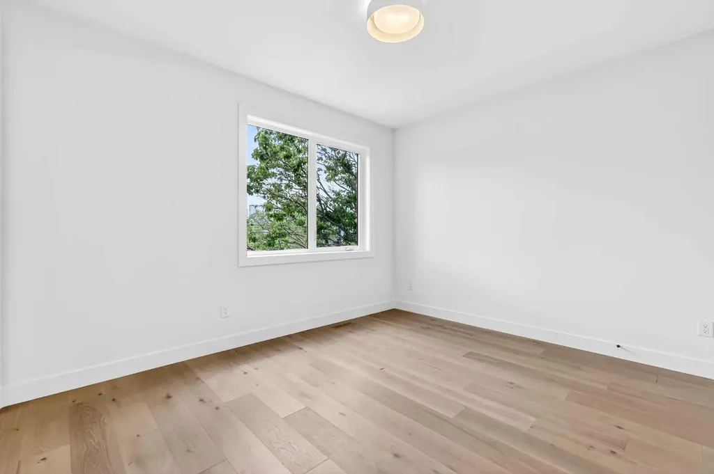 1119 Regal Crescent NE Calgary AB T2E 5H2