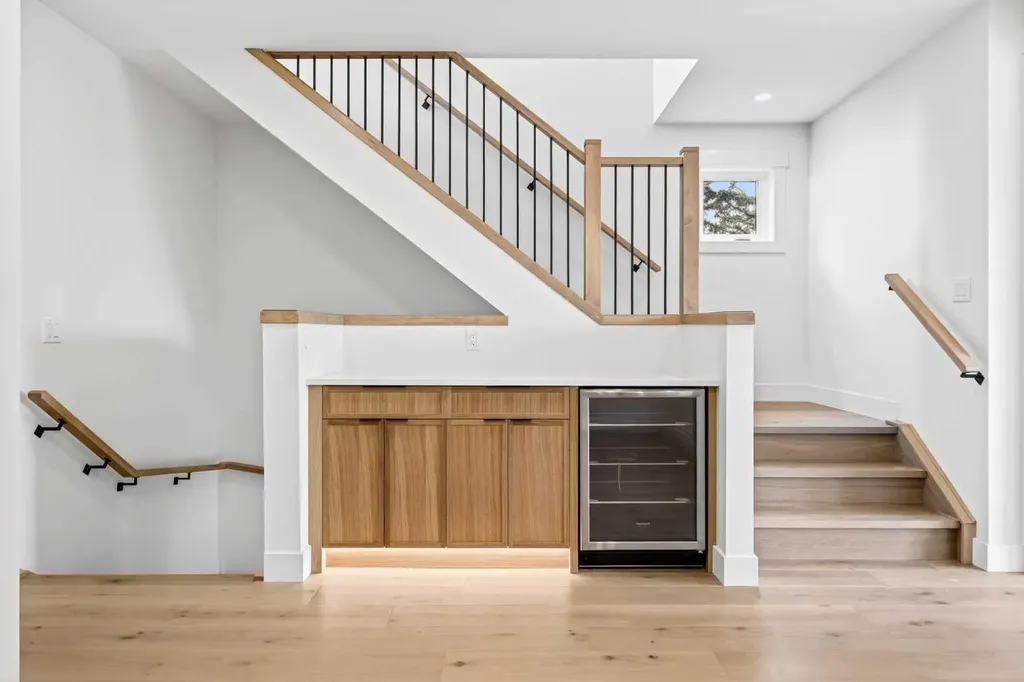 1119 Regal Crescent NE Calgary AB T2E 5H2