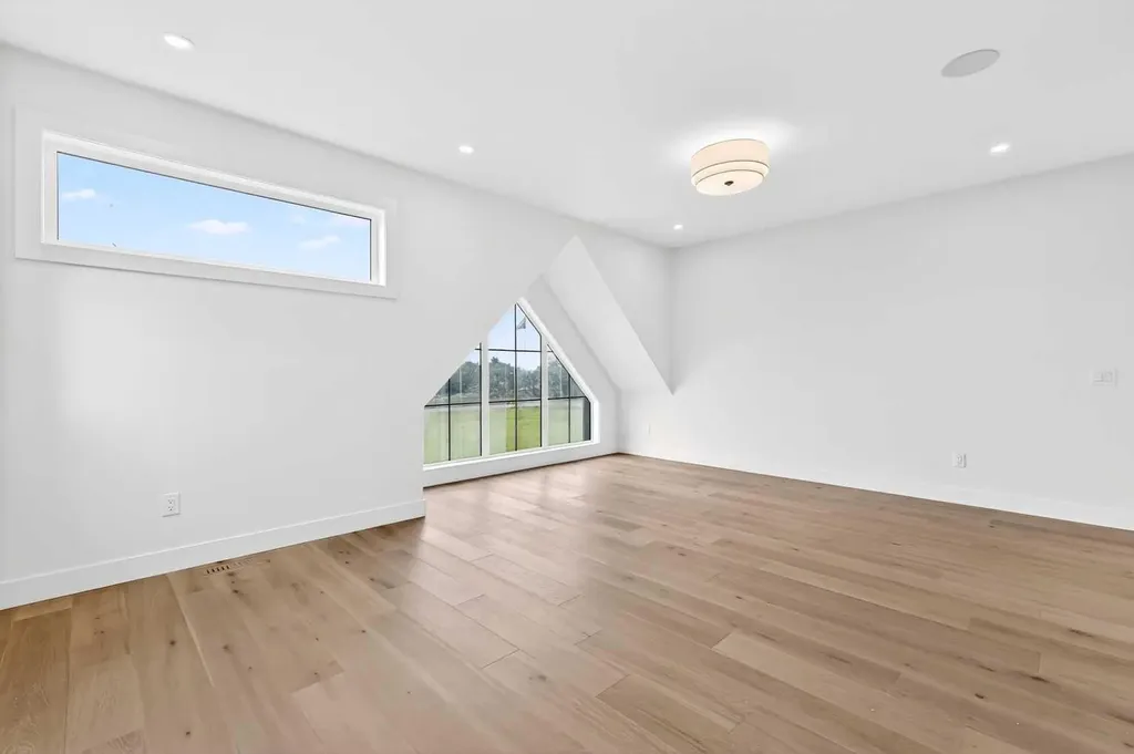 1119 Regal Crescent NE Calgary AB T2E 5H2