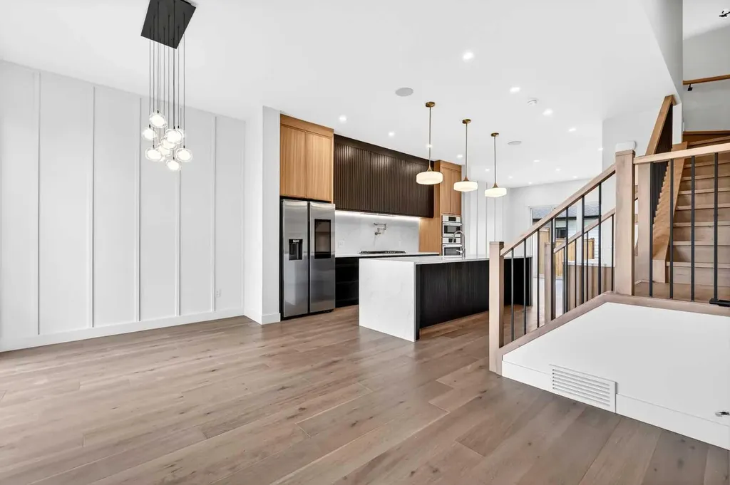 1119 Regal Crescent NE Calgary AB T2E 5H2