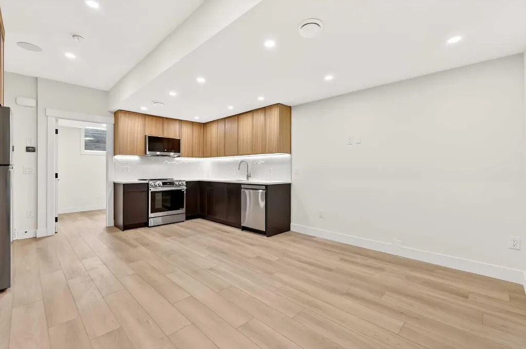 1119 Regal Crescent NE Calgary AB T2E 5H2