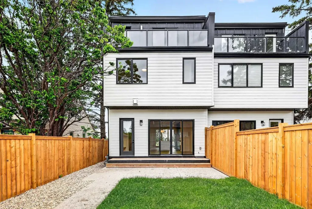 1119 Regal Crescent NE Calgary AB T2E 5H2