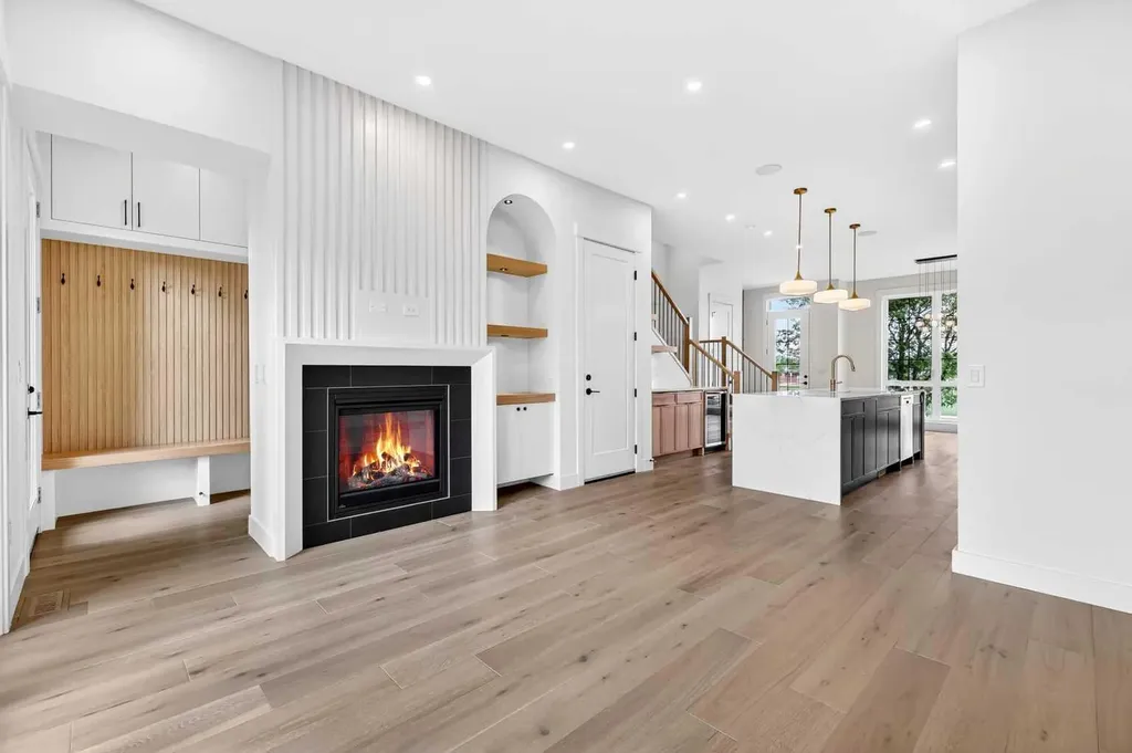 1119 Regal Crescent NE Calgary AB T2E 5H2