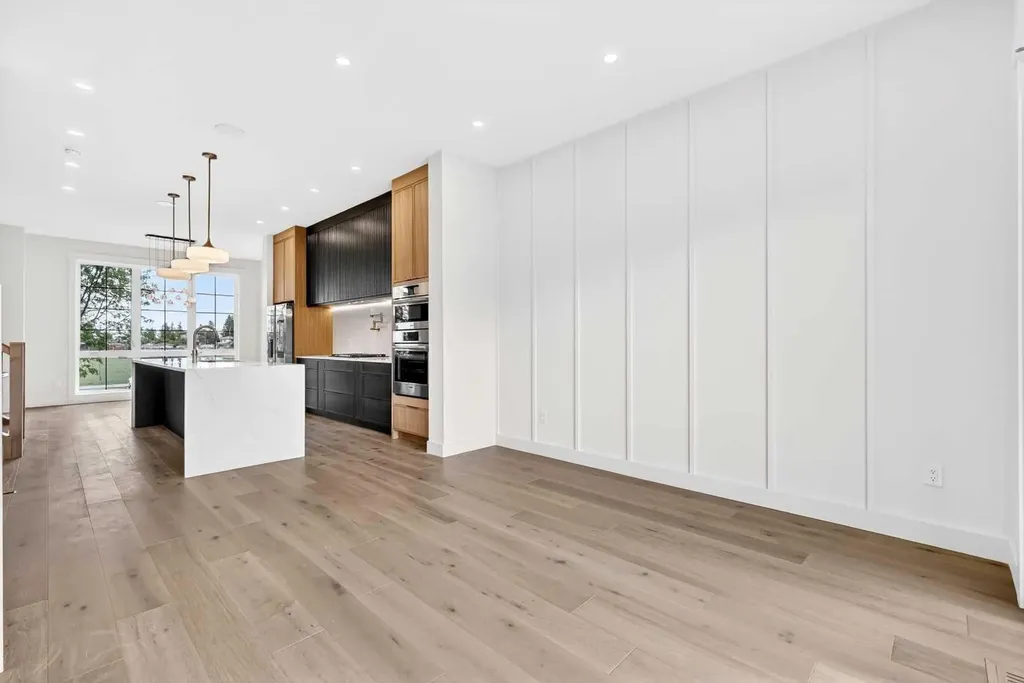1119 Regal Crescent NE Calgary AB T2E 5H2