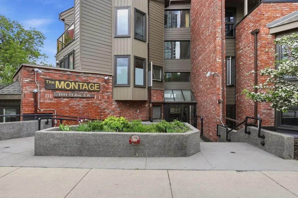 1111 13 Avenue SW Calgary AB T2R 0L7