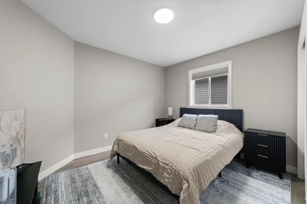 4428 74 Street Camrose AB T4V5C8