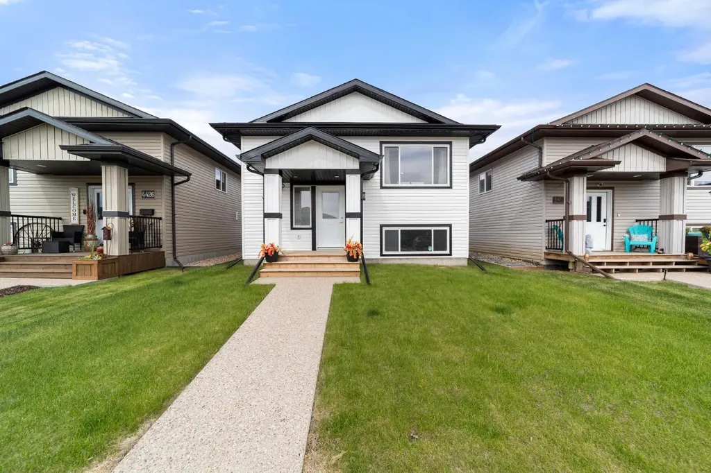 4428 74 Street Camrose AB T4V5C8