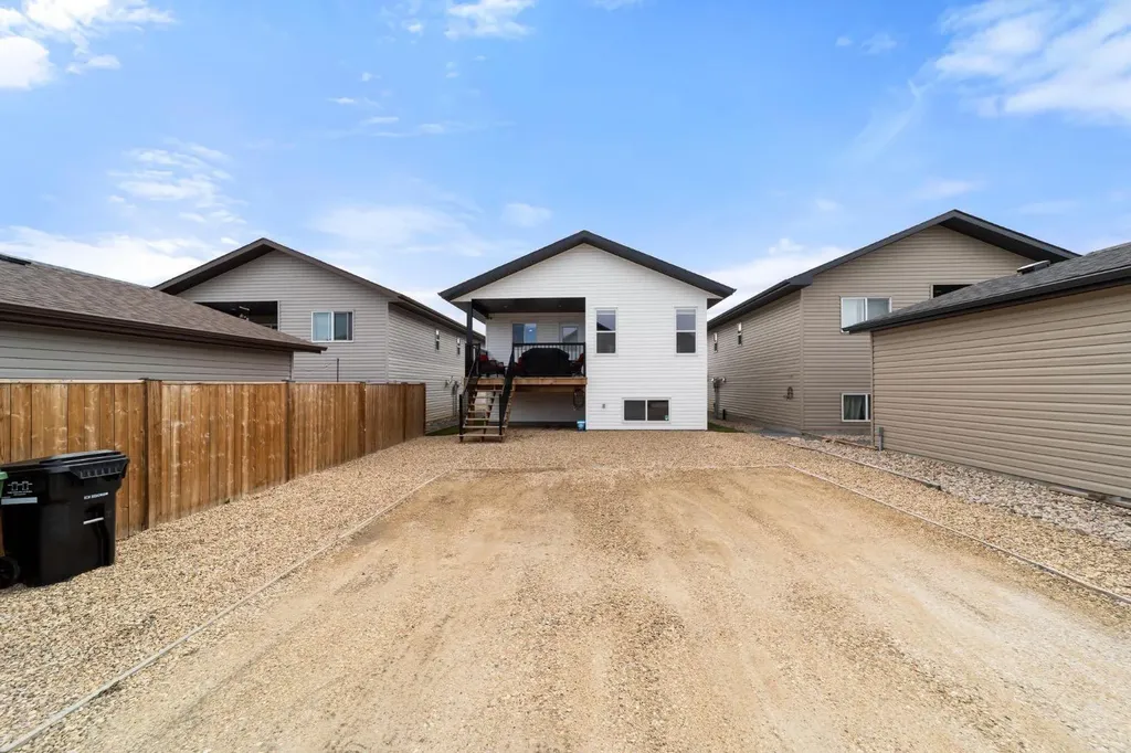 4428 74 Street Camrose AB T4V5C8