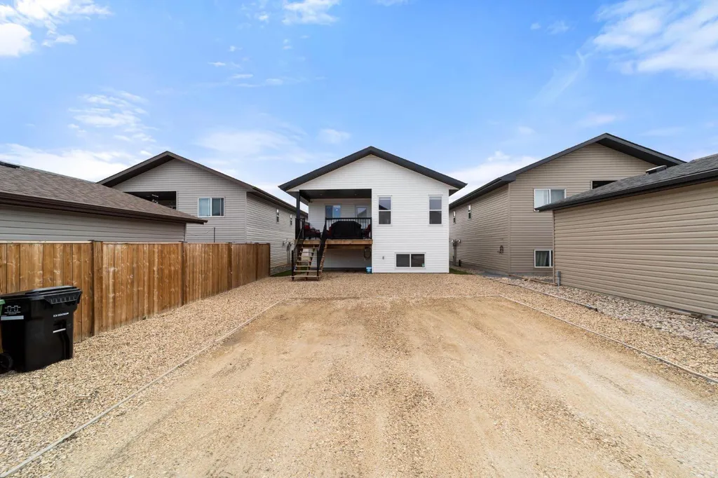 4428 74 Street Camrose AB T4V5C8