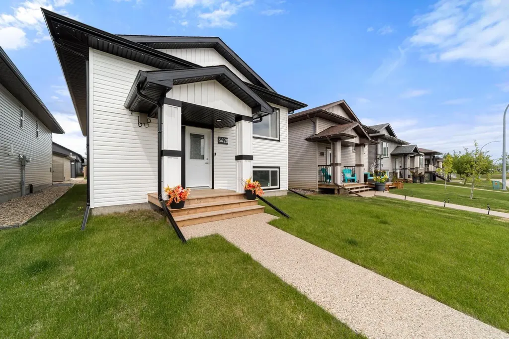4428 74 Street Camrose AB T4V5C8