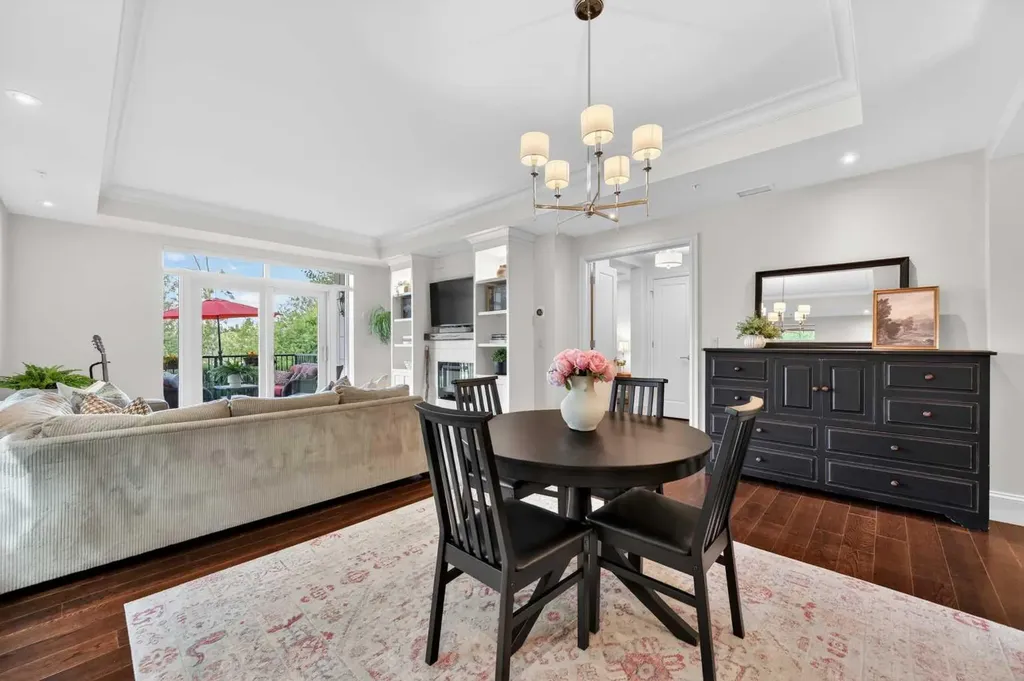211 Quarry Way SE Calgary AB T2C 5M6