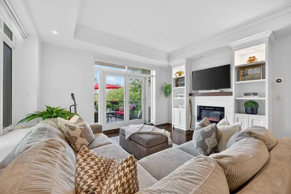 211 Quarry Way SE Calgary AB T2C 5M6