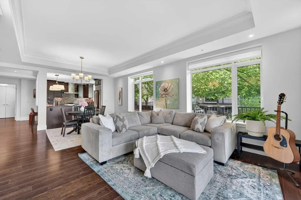 211 Quarry Way SE Calgary AB T2C 5M6