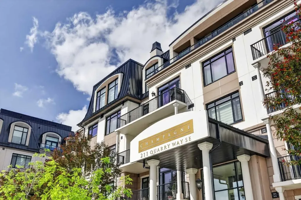 211 Quarry Way SE Calgary AB T2C 5M6
