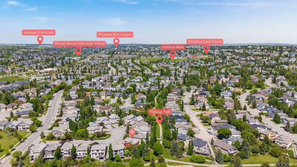 929 Sierra Morena Court SW Calgary AB T3H 3R3