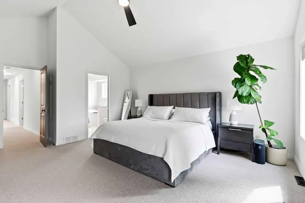 613 24 Avenue NW Calgary AB t2m 1x6