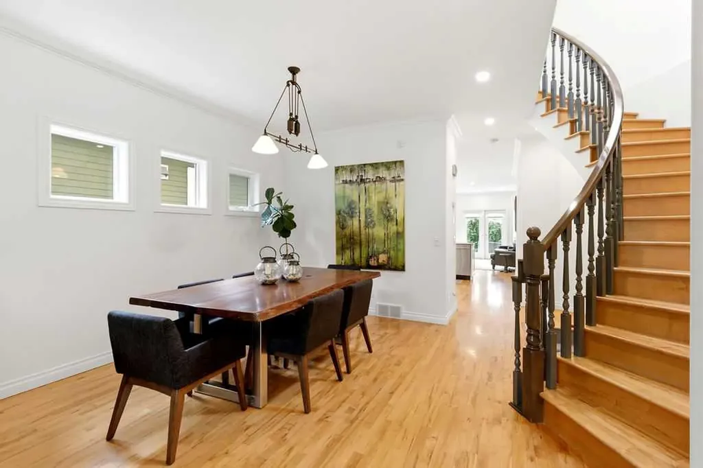613 24 Avenue NW Calgary AB t2m 1x6