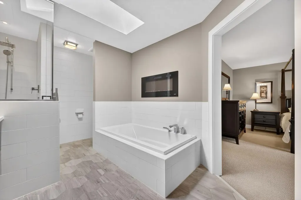 222 Diamond Drive SE Calgary AB T2J 7C8
