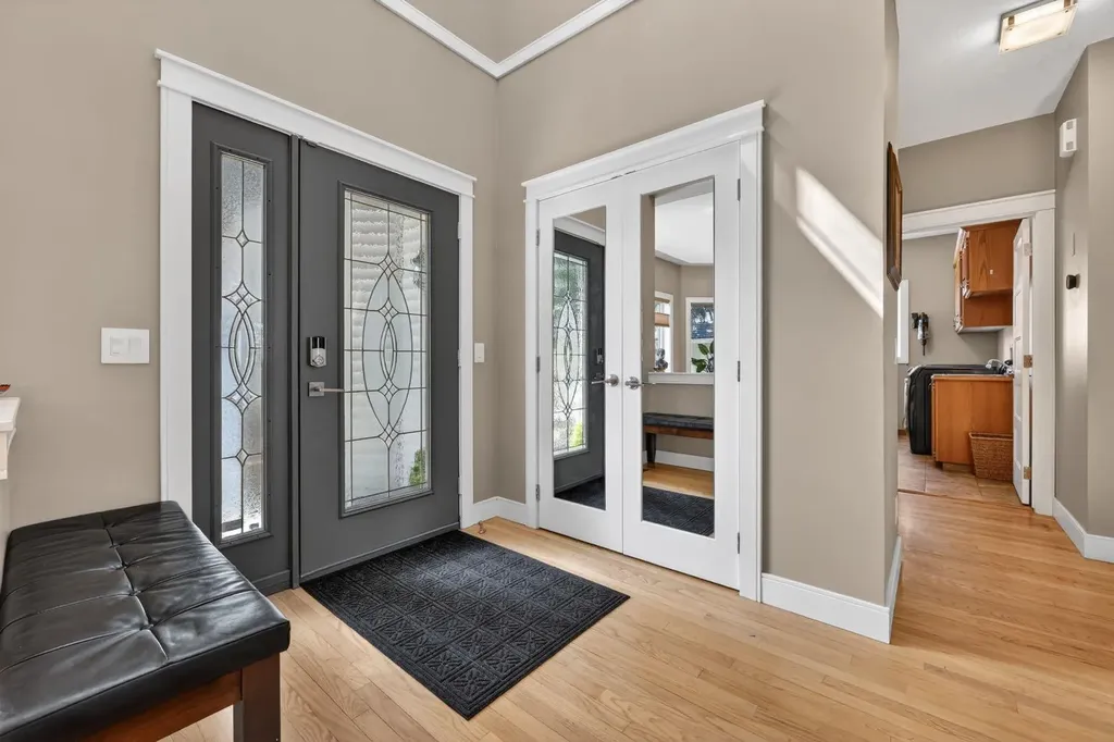 222 Diamond Drive SE Calgary AB T2J 7C8