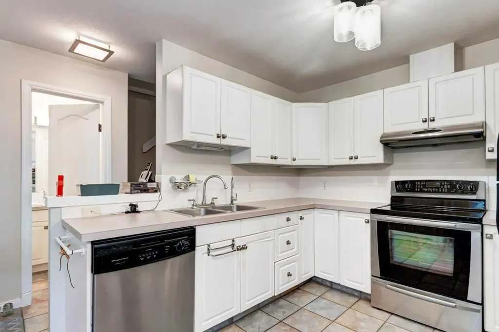 125 Cave Avenue Banff AB T1l 1E7