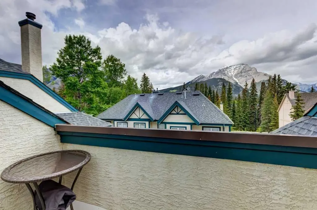 125 Cave Avenue Banff AB T1l 1E7