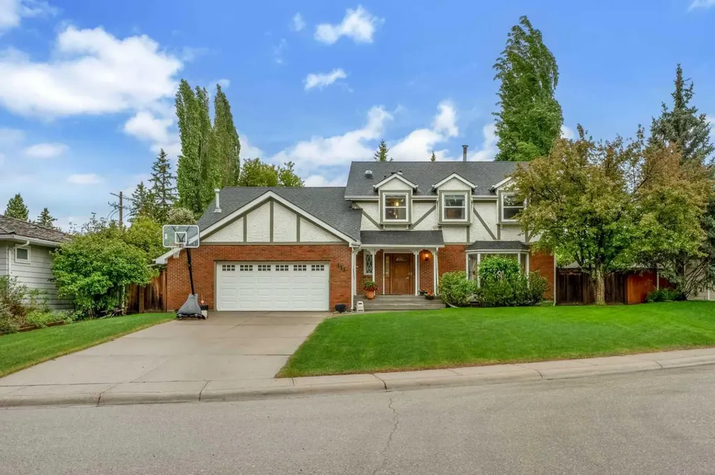 411 Wilderness Place SE Calgary AB T2J 2G4