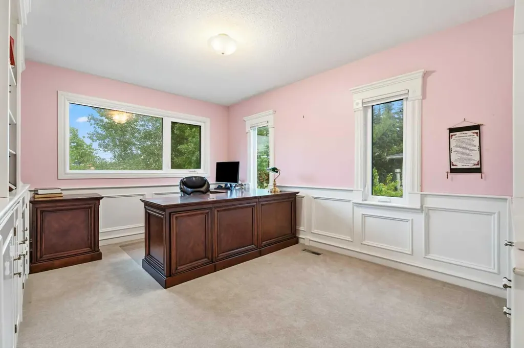 411 Wilderness Place SE Calgary AB T2J 2G4