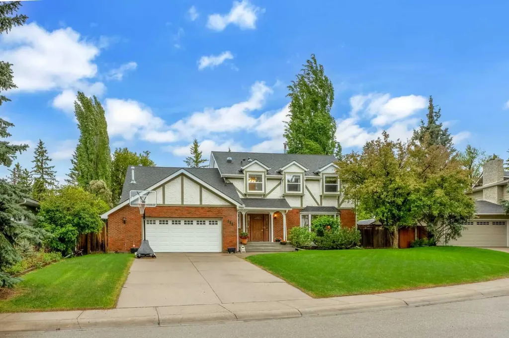 411 Wilderness Place SE Calgary AB T2J 2G4