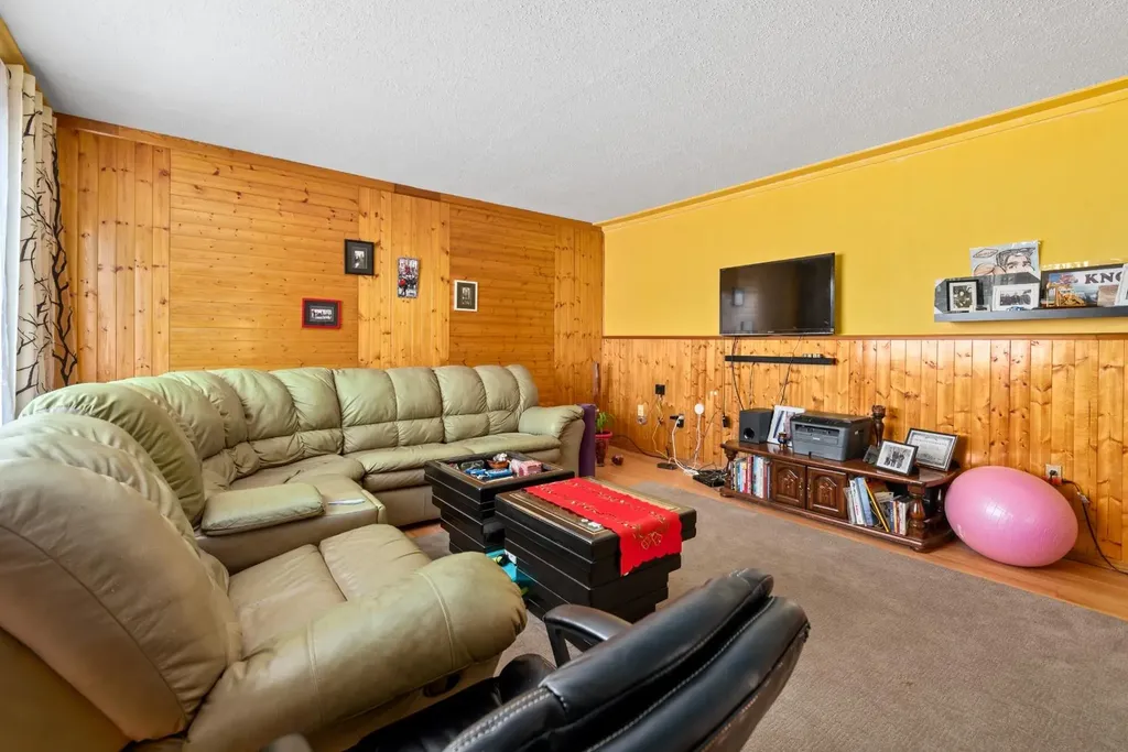 214 2nd Avenue W Maidstone SK S0M 1M0