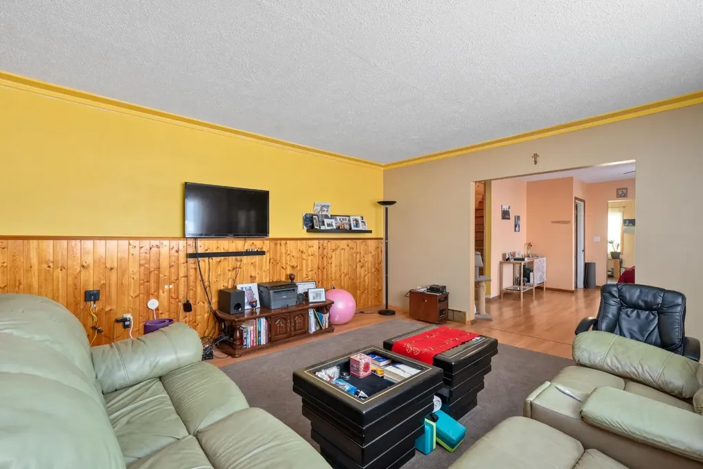 214 2nd Avenue W Maidstone SK S0M 1M0