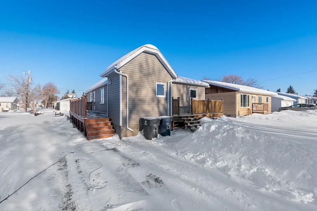 214 2nd Avenue W Maidstone SK S0M 1M0