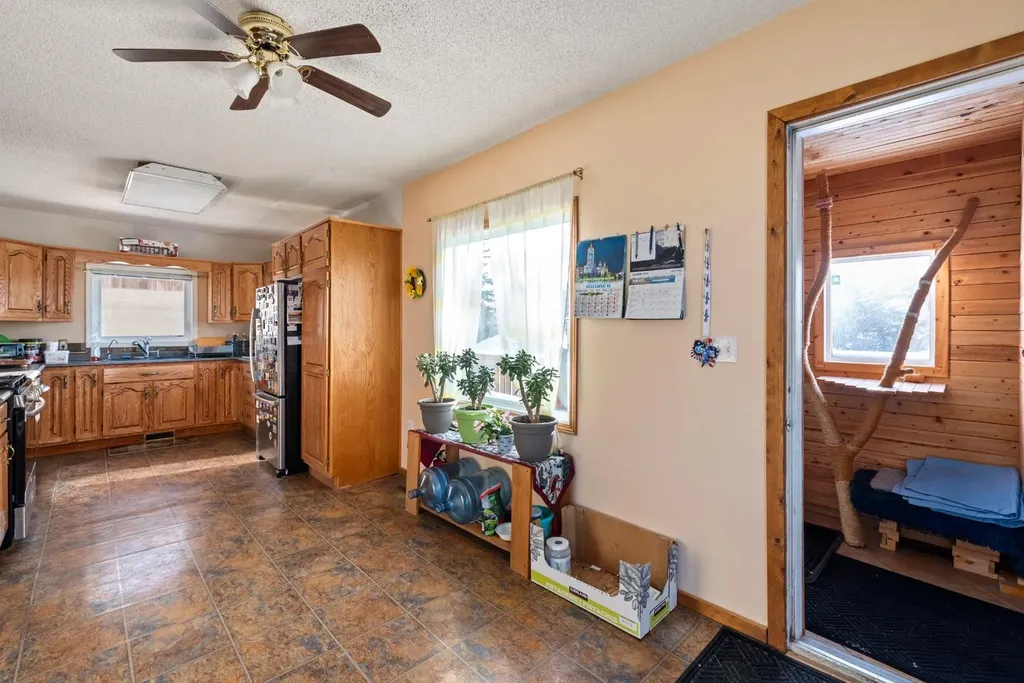 214 2nd Avenue W Maidstone SK S0M 1M0