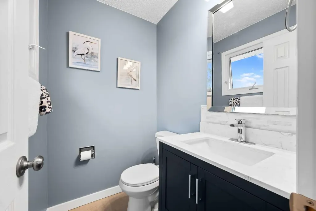 5609 35 Street Lloydminster AB T9V 1S1