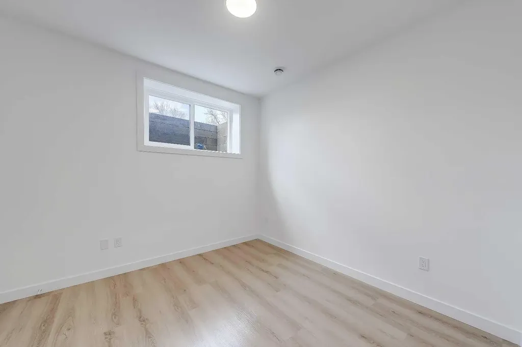3550 45 Street SW Calgary AB T3E 3V2