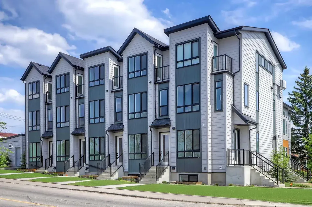 3550 45 Street SW Calgary AB T3E 3V2