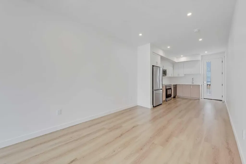 3550 45 Street SW Calgary AB T3E 3V2