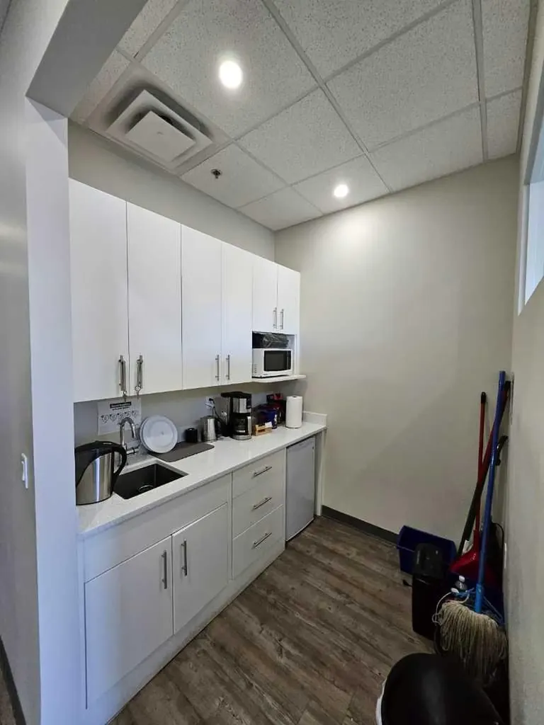 12 Royal Vista Way NW Calgary AB T3R 0N2