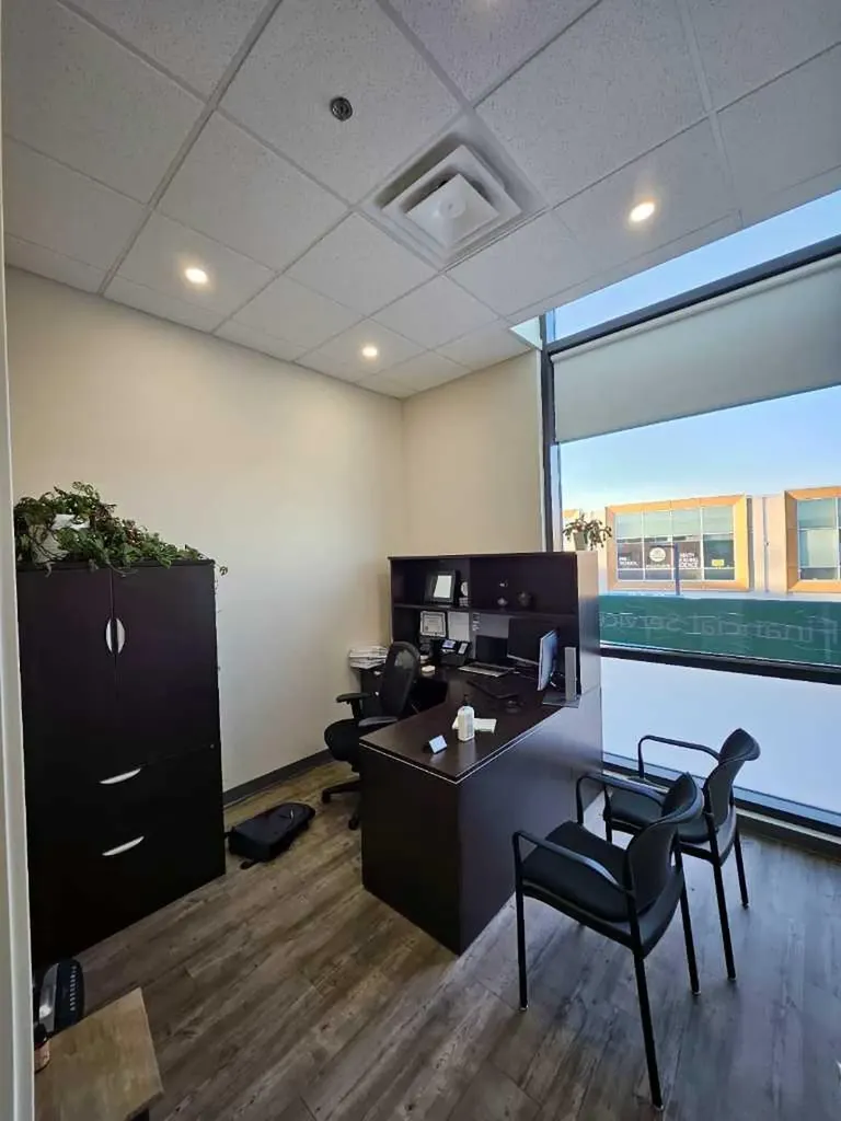 12 Royal Vista Way NW Calgary AB T3R 0N2