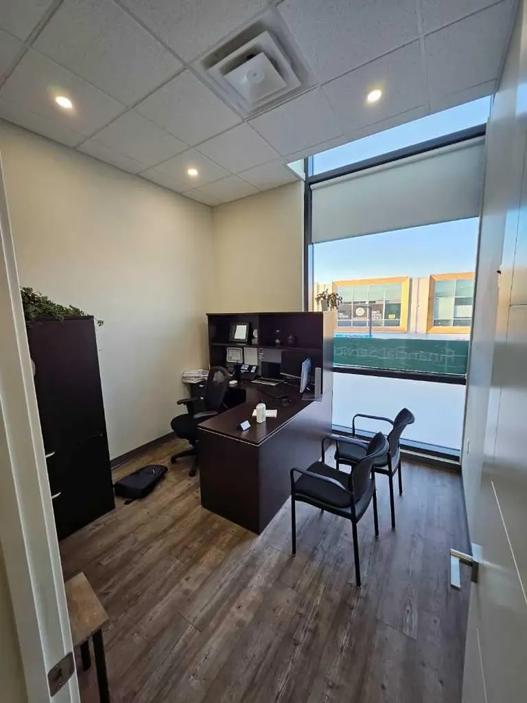 12 Royal Vista Way NW Calgary AB T3R 0N2